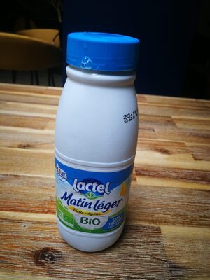 50cl pack of Lactel Matin Léger Bio Sans Lactose homogenized milk