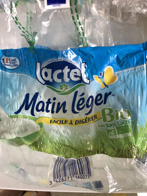 Pack of 6 Lactel low lactose milk cartons, 50cl each